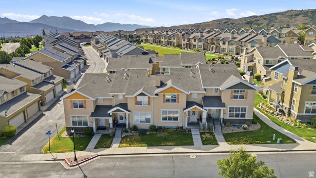 14573 S PEBBLE ROSE DR, Herriman, UT 84096