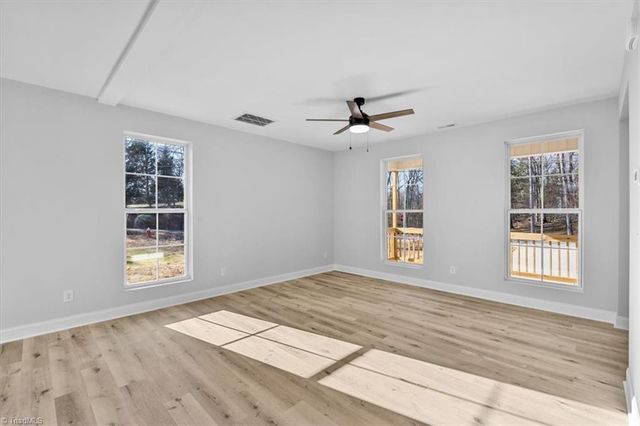 3873 Crusade Drive, Winston-salem, NC 27101