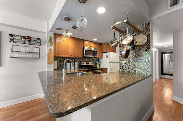 850 S TAMIAMI TRAIL 604, Sarasota, FL 34236