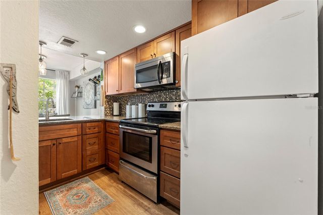 850 S TAMIAMI TRAIL 604, Sarasota, FL 34236