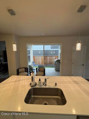 113 E Sandmyrtle AVE, Hayden, ID 83835