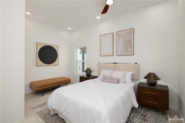 5704 Providence Avenue C, Mcallen, TX 78504