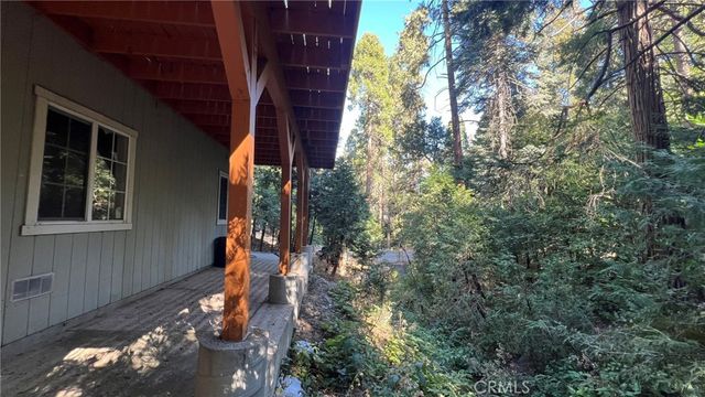 24861 Finhaut Drive, Crestline, CA 92325
