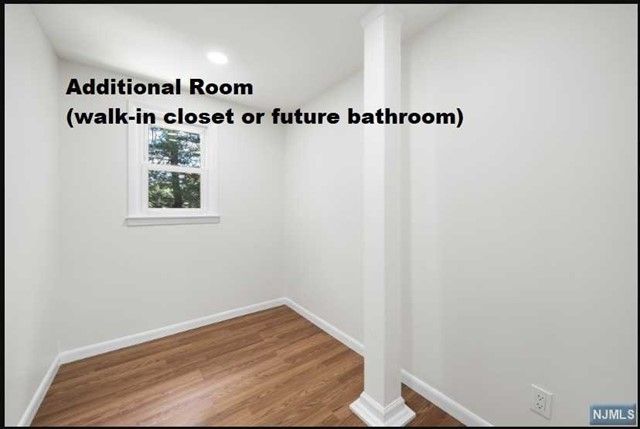 13 Windsor Drive, Park Ridge, NJ 07656