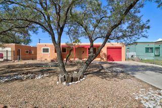 617 CALIFORNIA Street SE, Albuquerque, NM 87108