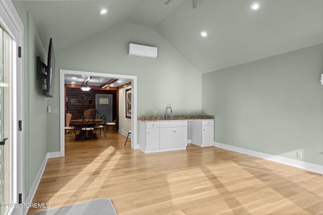 51 Casino Drive, Farmingdale, NJ 07727