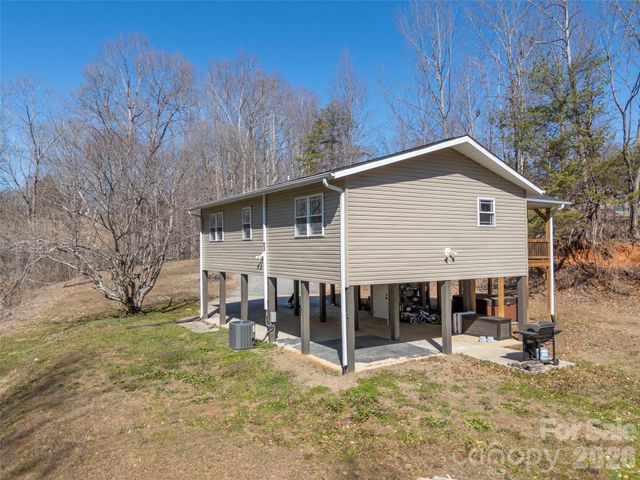 180 Nanhart Court, Rutherfordton, NC 28139