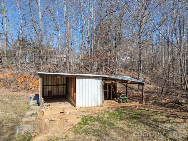180 Nanhart Court, Rutherfordton, NC 28139
