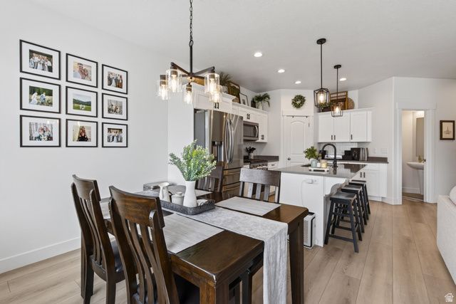 997 N LEDGER DR, Saratoga Springs, UT 84045