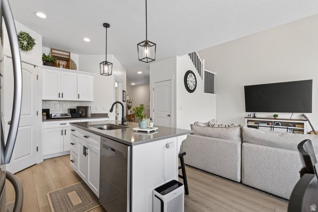 997 N LEDGER DR, Saratoga Springs, UT 84045