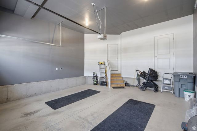 997 N LEDGER DR, Saratoga Springs, UT 84045