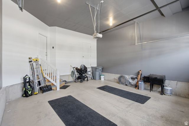997 N LEDGER DR, Saratoga Springs, UT 84045