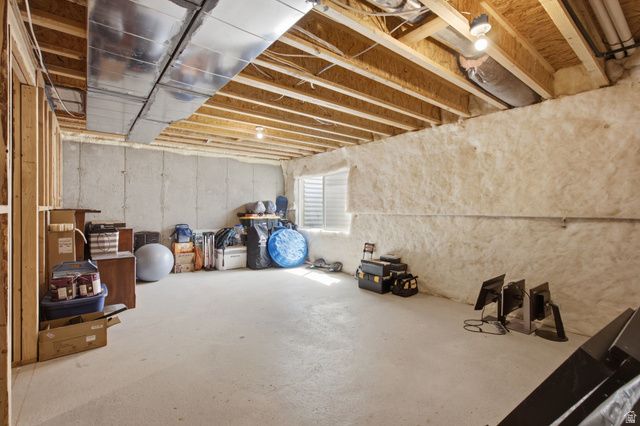 997 N LEDGER DR, Saratoga Springs, UT 84045