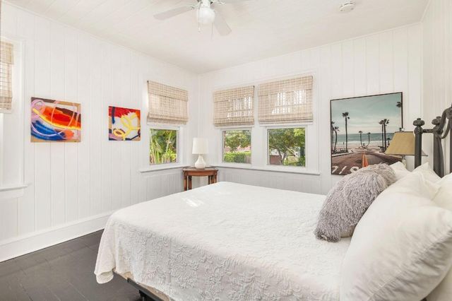 3504 S Olive Avenue, West Palm Beach, FL 33405