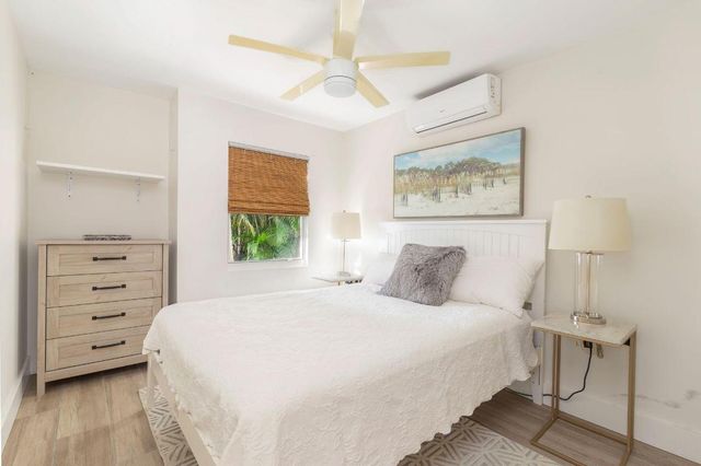 3504 S Olive Avenue, West Palm Beach, FL 33405