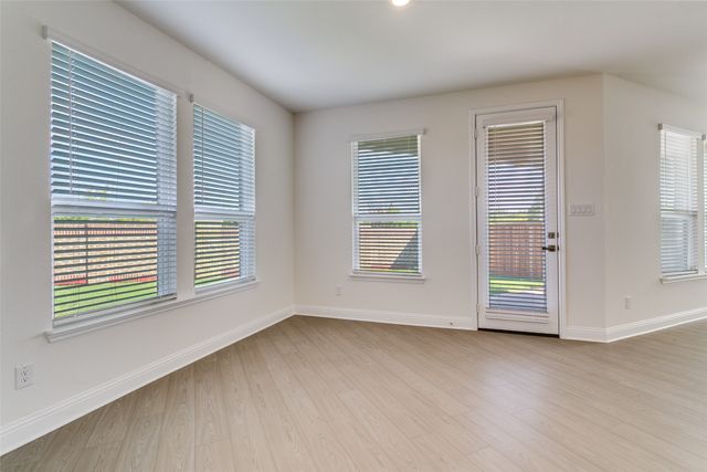 102 Hudson Lane, Justin, TX 76247
