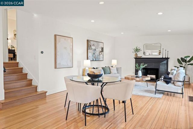 6555 Saroni Dr, Oakland, CA 94611