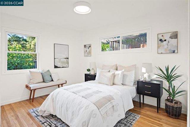 6555 Saroni Dr, Oakland, CA 94611