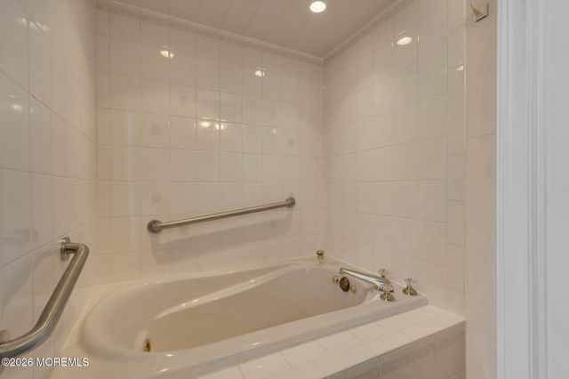 124 Matilda Drive, Manahawkin, NJ 08050