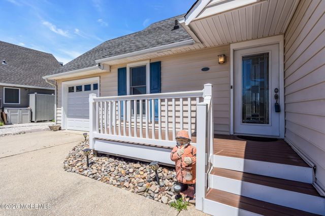 124 Matilda Drive, Manahawkin, NJ 08050