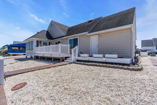 124 Matilda Drive, Manahawkin, NJ 08050