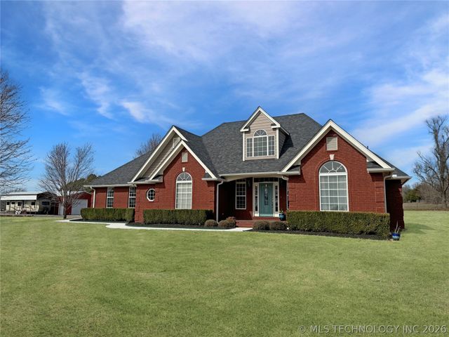 13976 N 503 Road, Tahlequah, OK 74464