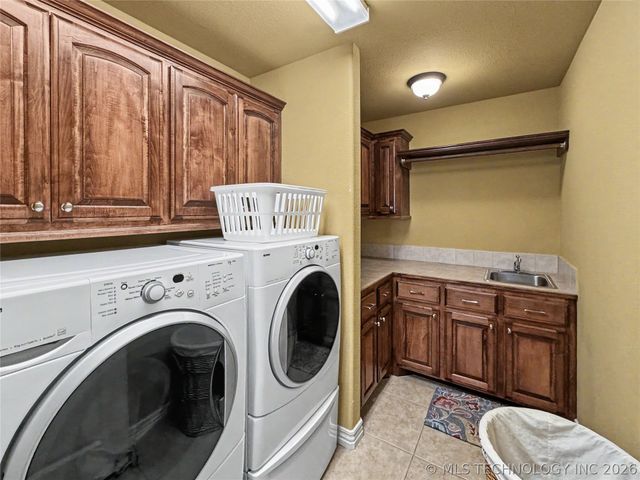 13976 N 503 Road, Tahlequah, OK 74464