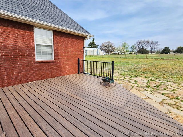 13976 N 503 Road, Tahlequah, OK 74464