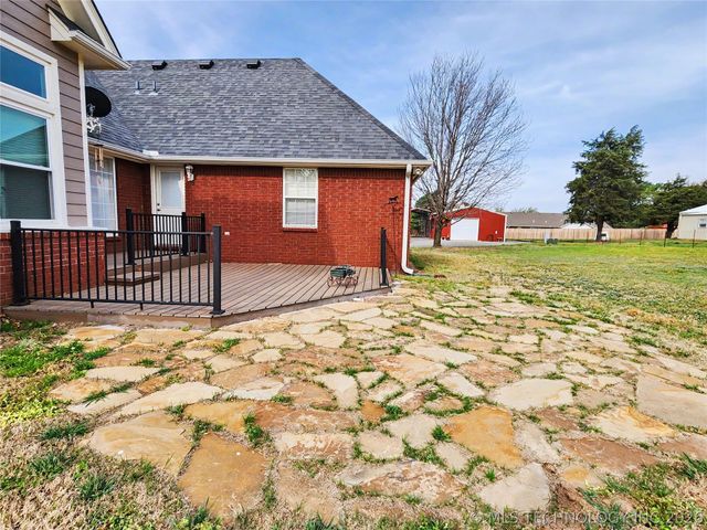 13976 N 503 Road, Tahlequah, OK 74464