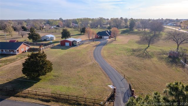13976 N 503 Road, Tahlequah, OK 74464