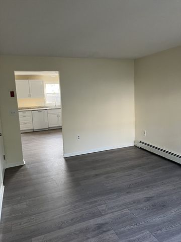 157-159 Third 1, Leominster, MA 01453