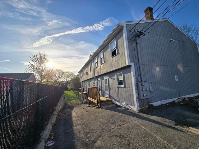 157-159 Third 1, Leominster, MA 01453