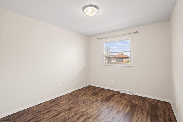 6111 69th STREET, Kenosha, WI 53142