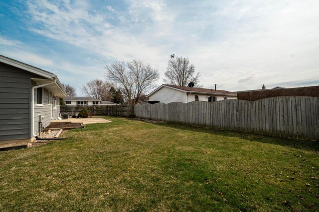 6111 69th STREET, Kenosha, WI 53142