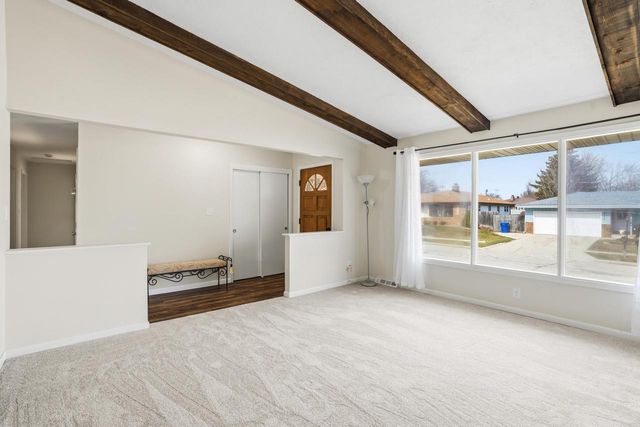 6111 69th STREET, Kenosha, WI 53142