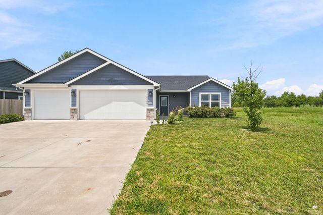 2908 Matter Drive, Manhattan, KS 66503