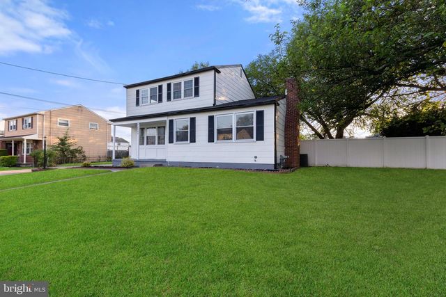 2543 BURNING TREE RD, Pennsauken, NJ 08109