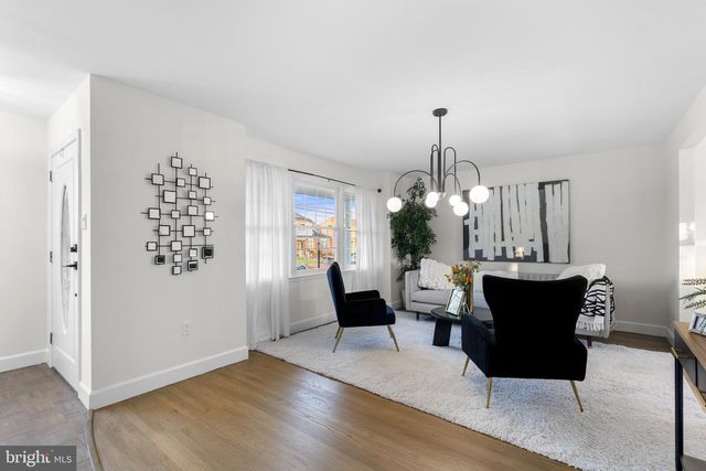 2543 BURNING TREE RD, Pennsauken, NJ 08109