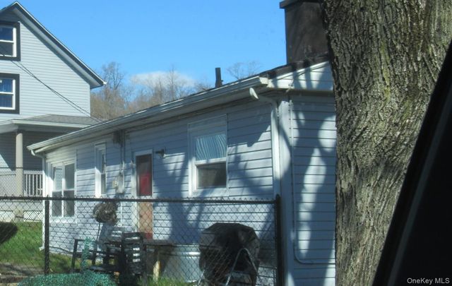 1 Hampton Place, Newburgh, NY 12550