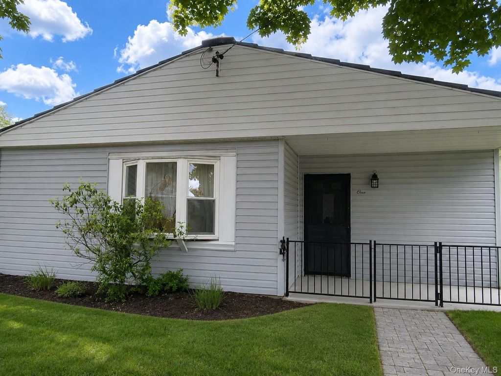 1 Hampton Place, Newburgh, NY 12550