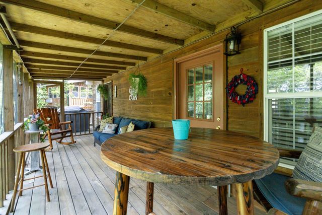 330 Enchanted Forest Way, Burnside, KY 42519