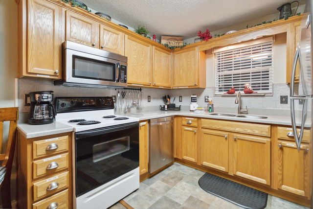 330 Enchanted Forest Way, Burnside, KY 42519