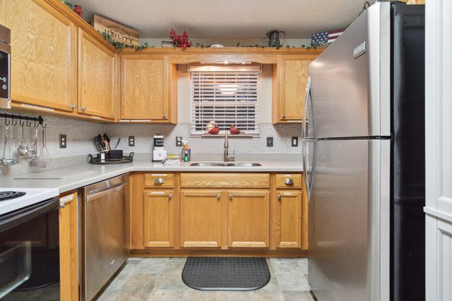 330 Enchanted Forest Way, Burnside, KY 42519