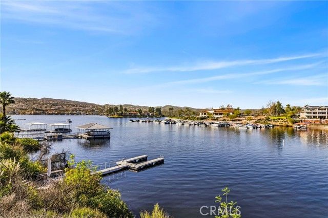 30712 Pyramid Point, Canyon Lake, CA 92587