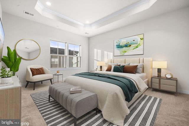 4743 TOWNE PARK RD, Suitland, MD 20746