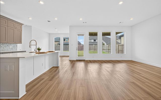 31307 Hastings Creek Lane, Fulshear, TX 77441