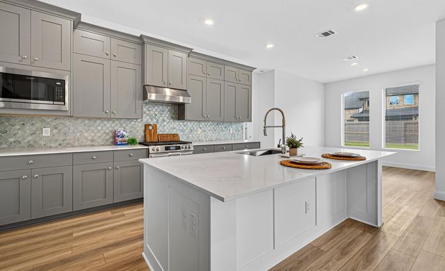 31307 Hastings Creek Lane, Fulshear, TX 77441