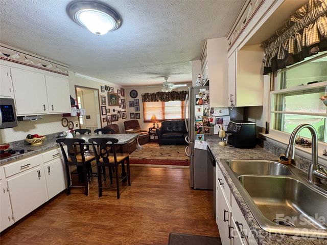 11 Thornberry Drive, Alexander, NC 28701