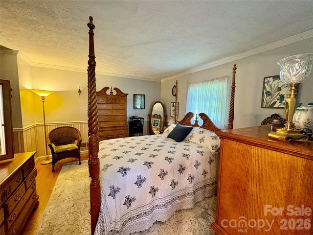 11 Thornberry Drive, Alexander, NC 28701