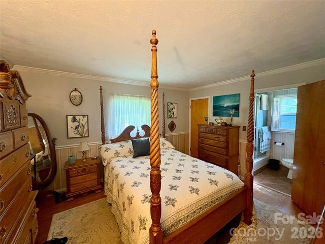11 Thornberry Drive, Alexander, NC 28701